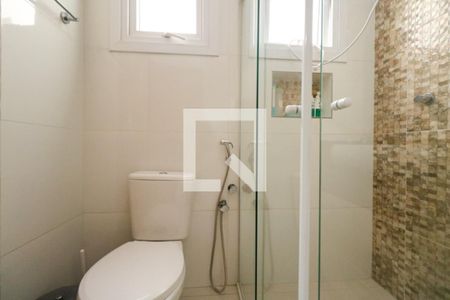 Casa à venda com 400m², 4 quartos e 8 vagasBanheiro da Suíte 1