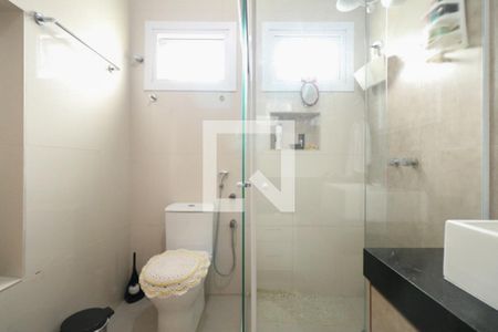 Casa à venda com 400m², 4 quartos e 8 vagasBanheiro da Suíte 2