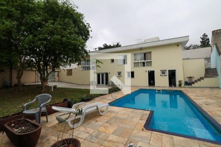 Casa à venda com 400m², 4 quartos e 8 vagasPiscina
