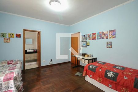 Casa à venda com 400m², 4 quartos e 8 vagasSuíte 1