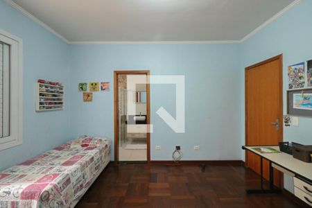 Casa à venda com 400m², 4 quartos e 8 vagasSuíte 1