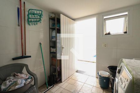 Casa à venda com 400m², 4 quartos e 8 vagasÁrea de Serviço