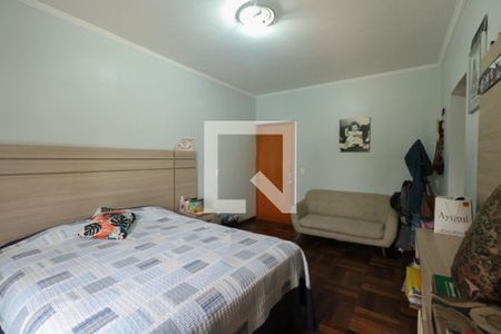 Casa à venda com 400m², 4 quartos e 8 vagasSuíte 2