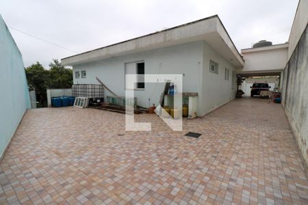 Casa à venda com 400m², 4 quartos e 8 vagasQuintal