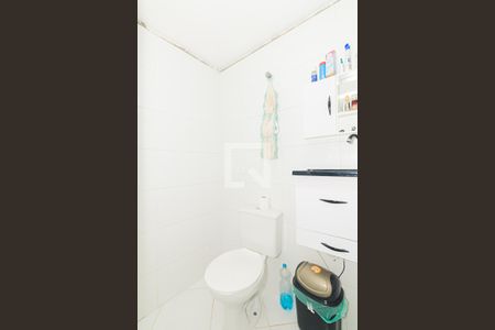 Casa à venda com 87m², 2 quartos e 1 vaga Casa à venda com 87m², 2 quartos e 1 vagaBanheiro da Suíte