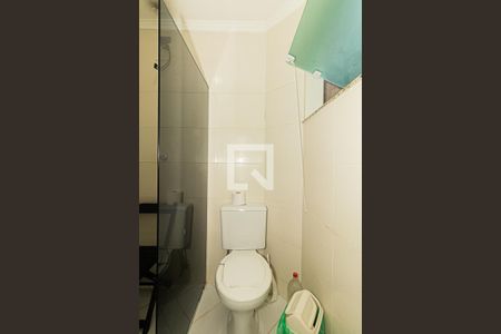 Casa à venda com 87m², 2 quartos e 1 vaga Casa à venda com 87m², 2 quartos e 1 vagaBanheiro de Serviço