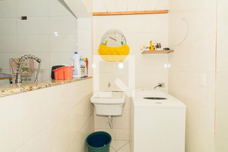 Casa à venda com 87m², 2 quartos e 1 vaga Casa à venda com 87m², 2 quartos e 1 vagaÁrea de Serviço