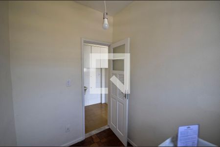 Apartamento à venda com 130m², 3 quartos e 2 vagasQuarto de Serviço