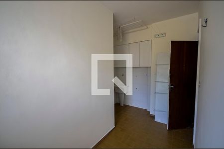 Apartamento à venda com 130m², 3 quartos e 2 vagasÁrea de Serviço