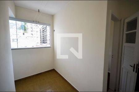 Apartamento à venda com 130m², 3 quartos e 2 vagasÁrea de Serviço