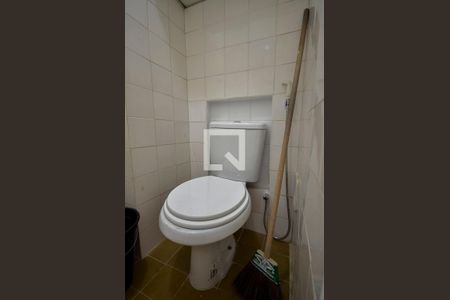 Apartamento à venda com 130m², 3 quartos e 2 vagasBanheiro de Serviço