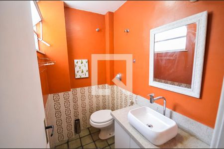 Apartamento à venda com 130m², 3 quartos e 2 vagasBanheiro Social