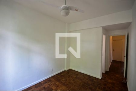 Apartamento à venda com 130m², 3 quartos e 2 vagasSuíte