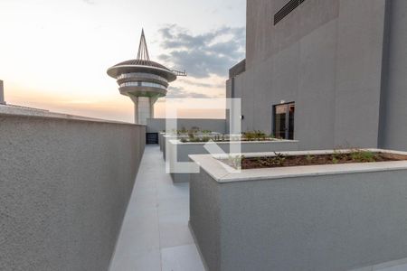 Apartamento à venda com 76m², 2 quartos e 2 vagas Apartamento à venda com 76m², 2 quartos e 2 vagasRooftop