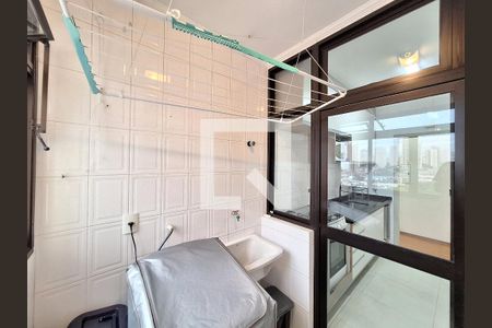 Apartamento à venda com 67m², 3 quartos e 1 vagaÁrea de Serviço