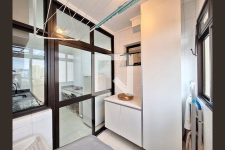 Apartamento à venda com 67m², 3 quartos e 1 vagaÁrea de Serviço