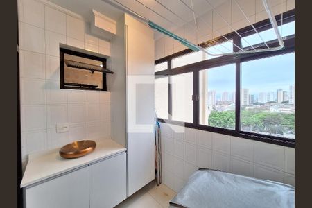 Apartamento à venda com 67m², 3 quartos e 1 vagaÁrea de Serviço