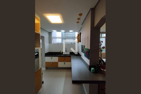 Apartamento à venda com 102m², 2 quartos e 2 vagasCozinha