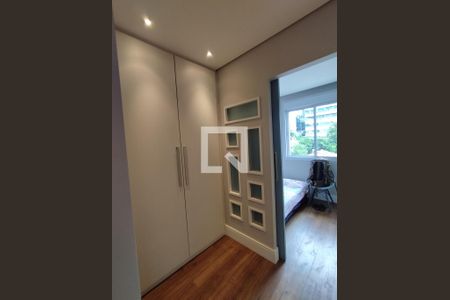 Apartamento à venda com 102m², 2 quartos e 2 vagasArmário do Quarto 1