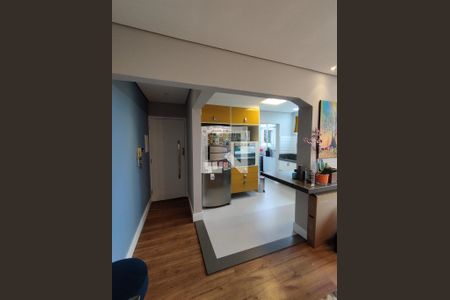 Apartamento à venda com 102m², 2 quartos e 2 vagasCozinha 