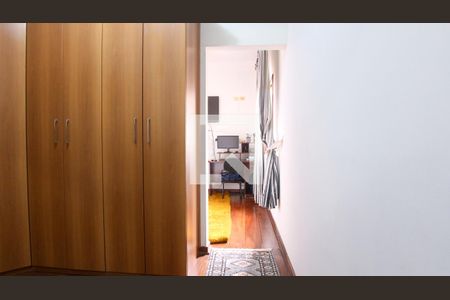 Casa à venda com 220m², 3 quartos e 2 vagasQuarto 2