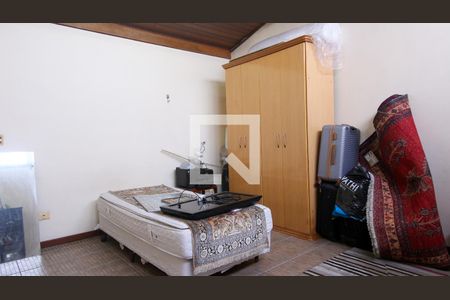 Casa à venda com 220m², 3 quartos e 2 vagasQuarto 4