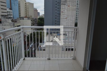 Varanda de kitnet/studio para alugar com 1 quarto, 35m² em Liberdade, São Paulo