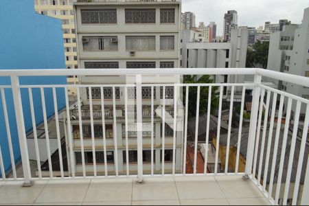 Varanda de kitnet/studio para alugar com 1 quarto, 35m² em Liberdade, São Paulo