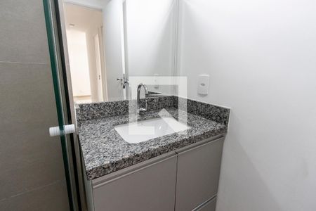 Apartamento para alugar com 63m², 2 quartos e sem vagaBanheiro 