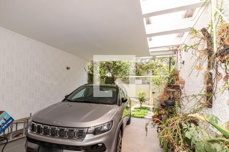 Casa à venda com 161m², 3 quartos e 2 vagas Casa à venda com 161m², 3 quartos e 2 vagasGaragem