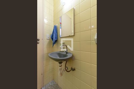 Casa à venda com 161m², 3 quartos e 2 vagas Casa à venda com 161m², 3 quartos e 2 vagasLavabo