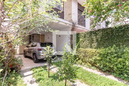 Casa à venda com 161m², 3 quartos e 2 vagas Casa à venda com 161m², 3 quartos e 2 vagasGaragem