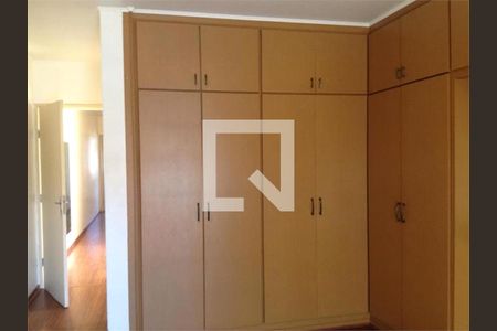 Casa à venda com 4 quartos, 300m² em Jardim Bonfiglioli, São Paulo