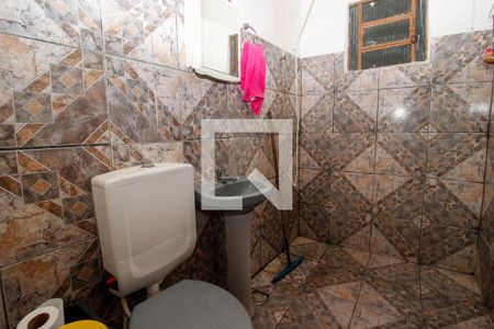 Banheiro de casa à venda com 2 quartos, 110m² em Colégio Batista, Belo Horizonte