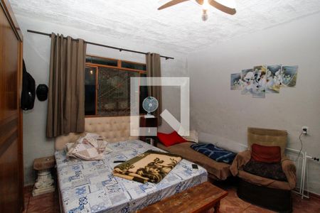 Casa à venda com 110m², 2 quartos e 2 vagas Casa à venda com 110m², 2 quartos e 2 vagasQuarto