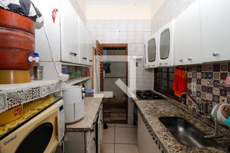 Casa à venda com 110m², 2 quartos e 2 vagas Casa à venda com 110m², 2 quartos e 2 vagasCozinha