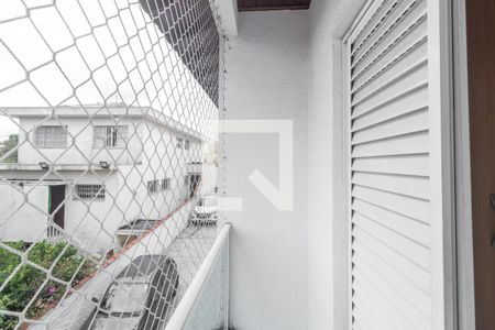 Varanda de casa de condomínio à venda com 3 quartos, 90m² em Vila Robertina, São Paulo