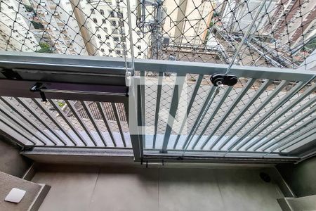 Apartamento à venda com 88m², 2 quartos e 1 vagaSacada Quarto 2