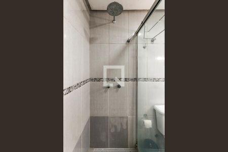 Casa à venda com 244m², 3 quartos e 2 vagasBanheiro da Suíte