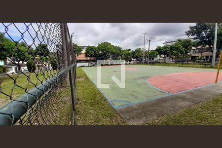 Casa de condomínio à venda com 180m², 4 quartos e 1 vagaQuadra Poliesportiva 