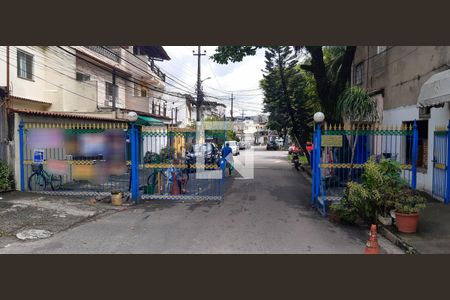 Casa de condomínio à venda com 180m², 4 quartos e 1 vagaFachada 