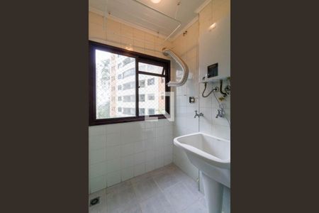 Apartamento à venda com 94m², 2 quartos e 2 vagasÁrea de Serviço