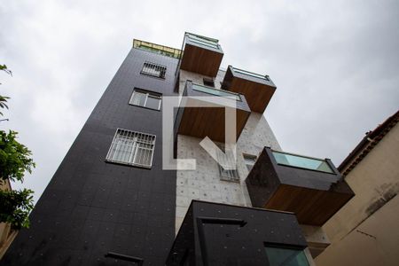 Apartamento para alugar com 90m², 2 quartos e 1 vagaFachada