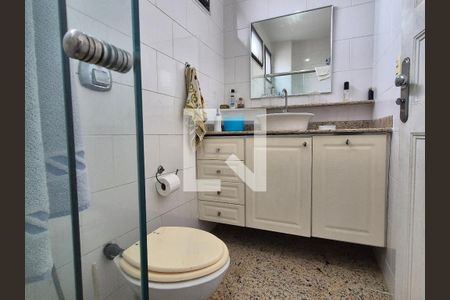 Apartamento à venda com 369m², 5 quartos e 2 vagasBanheiro da Suíte 3