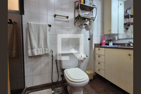 Apartamento à venda com 369m², 5 quartos e 2 vagasBanheiro da Suíte 2