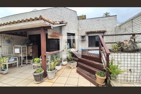 Apartamento à venda com 369m², 5 quartos e 2 vagasVaranda