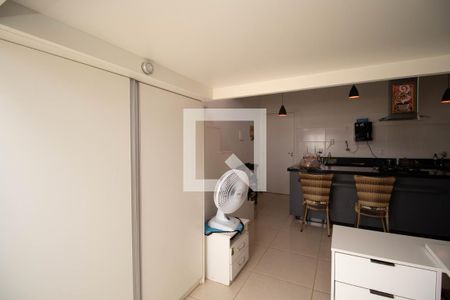Apartamento para alugar com 36m², 1 quarto e sem vagaSala/Quarto