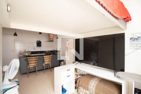 Apartamento para alugar com 36m², 1 quarto e sem vagaSala/Quarto