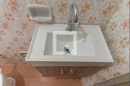 Casa à venda com 250m², 3 quartos e 3 vagas Casa à venda com 250m², 3 quartos e 3 vagasCasa 2- Banheiro