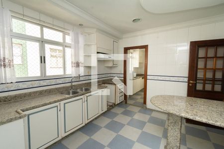 Apartamento para alugar com 287m², 4 quartos e 3 vagasCozinha
